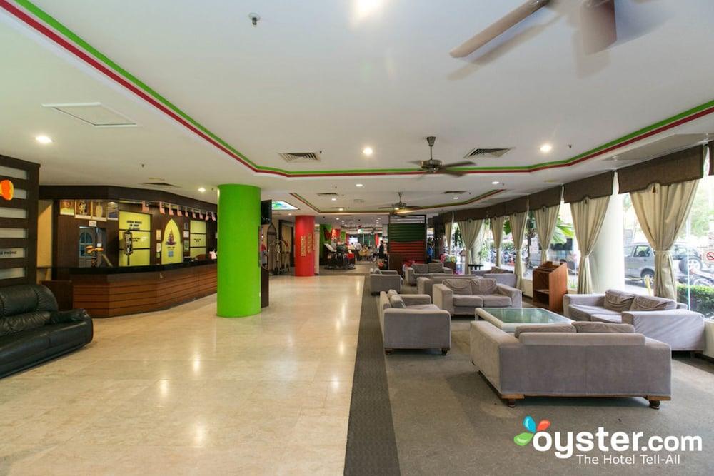 Coral Bay 3* Kampong Sungai Udang